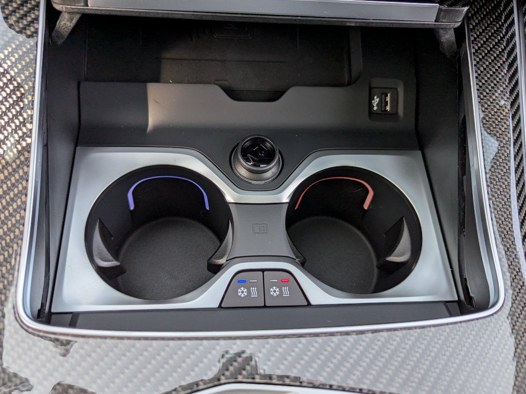 2027 BMW X7 M60i
