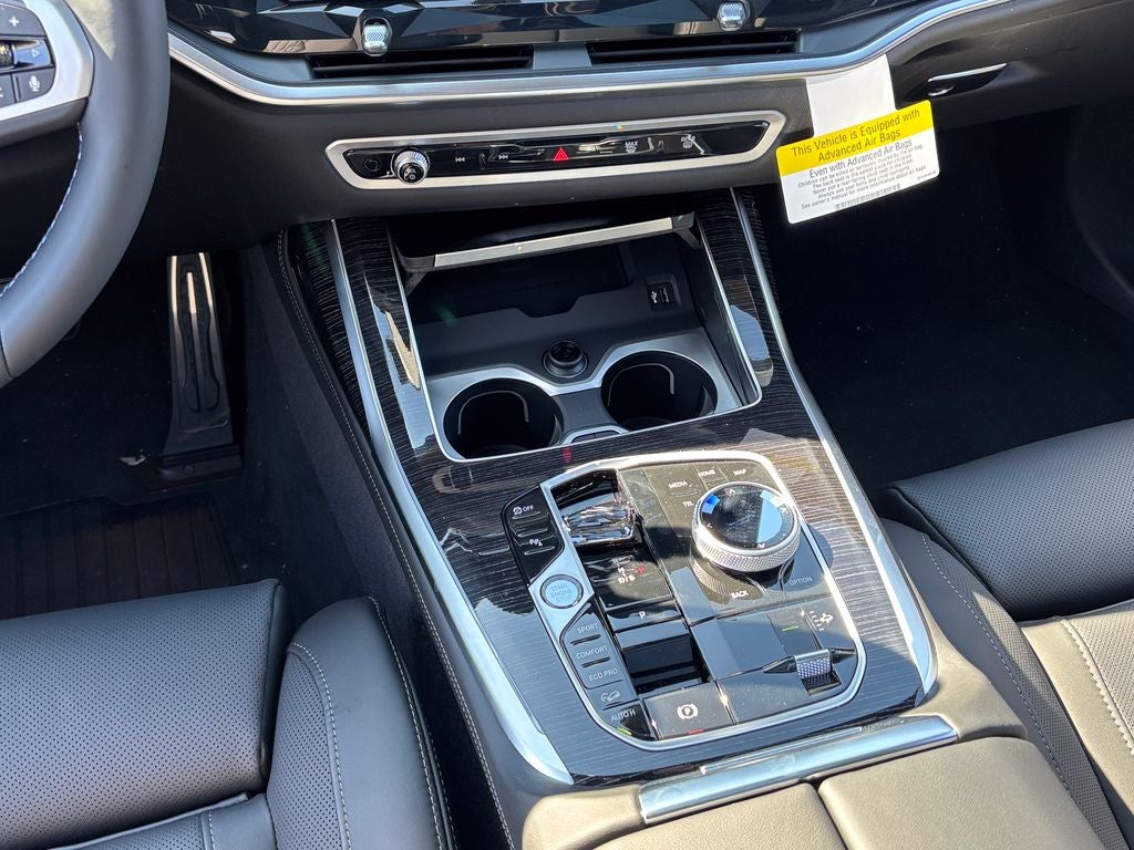 2026 BMW X7 M60i