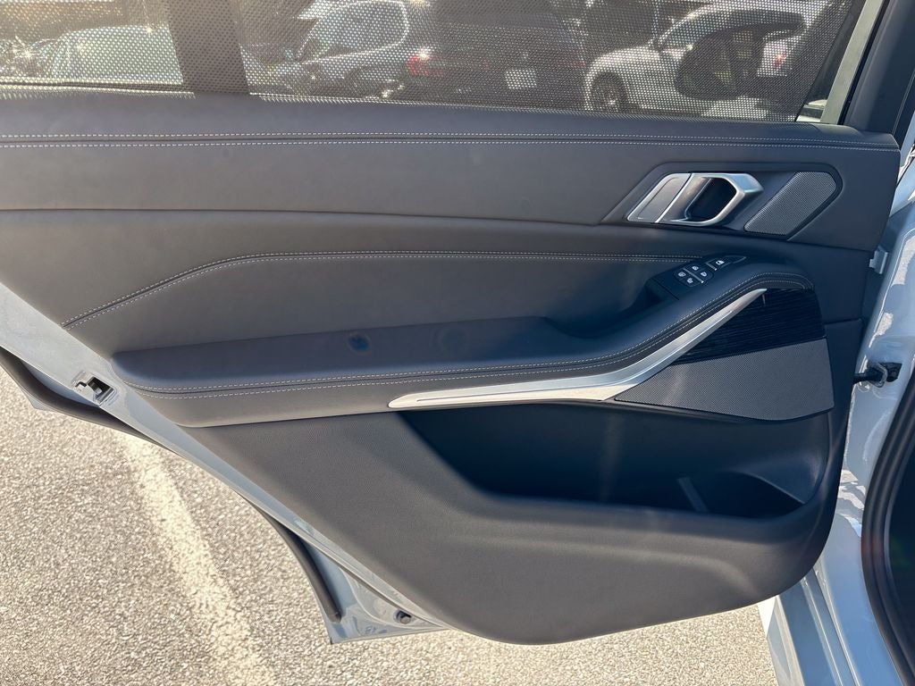 2026 BMW X7 M60i