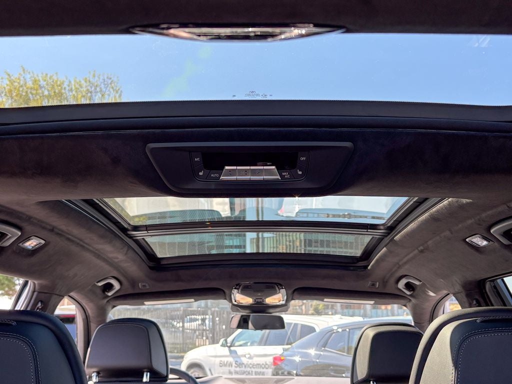 2026 BMW X7 M60i