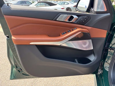 2027 BMW X7 M60i