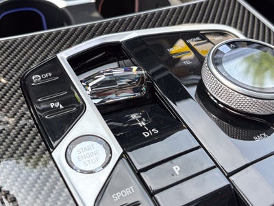 2027 BMW X7 M60i
