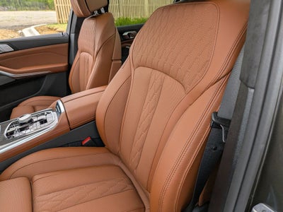 2027 BMW X7 M60i