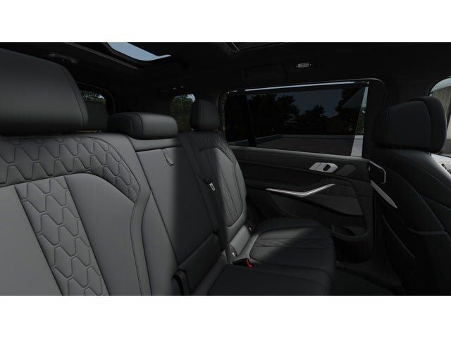 2026 BMW X7 M60i
