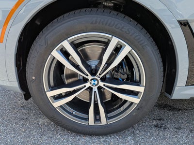 2027 BMW X7 M60i
