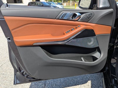 2027 BMW X7 M60i