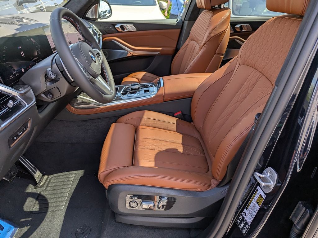 2027 BMW X7 M60i