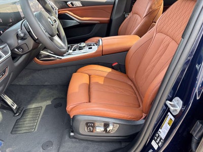 2027 BMW X7 M60i