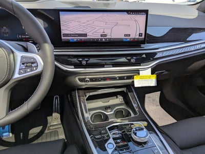 2027 BMW X7 M60i