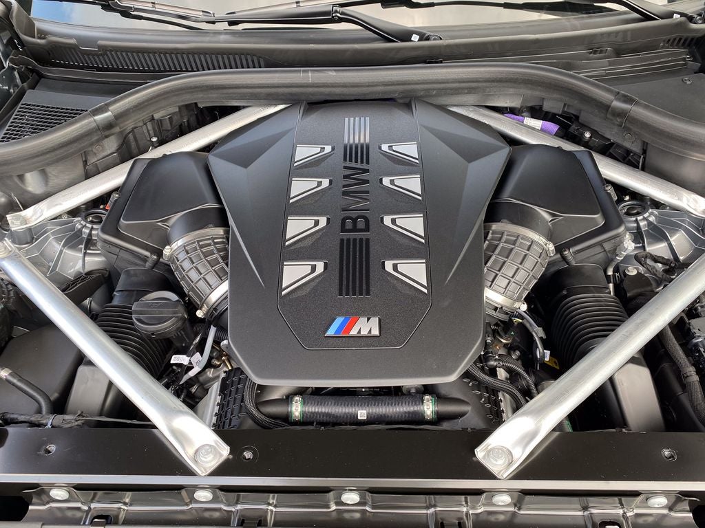 2026 BMW X5 M60i