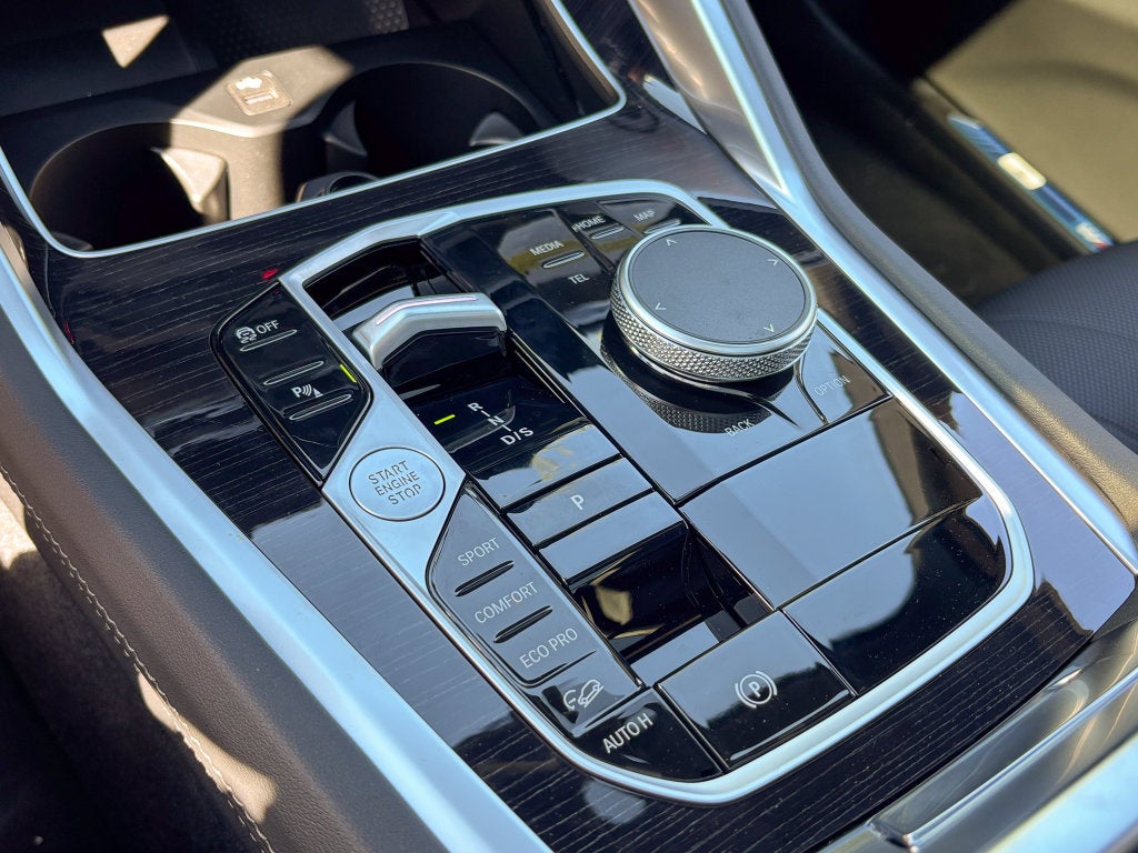 2027 BMW X6 xDrive40i