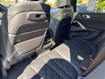 2027 BMW X6 xDrive40i