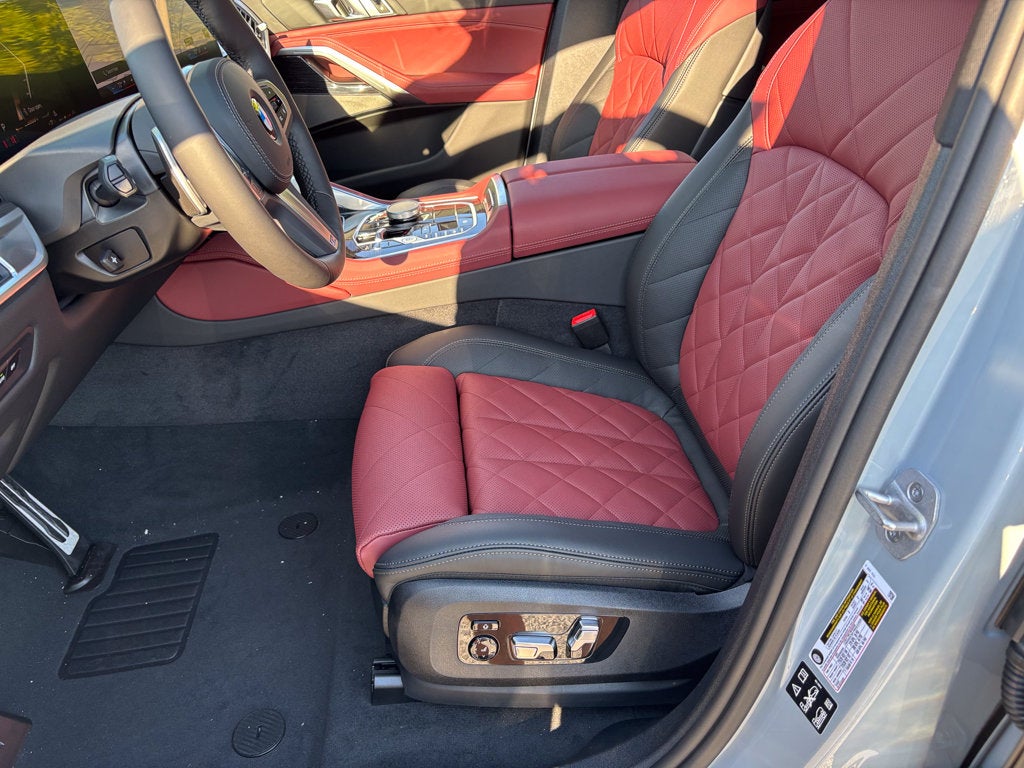 2027 BMW X6 xDrive40i