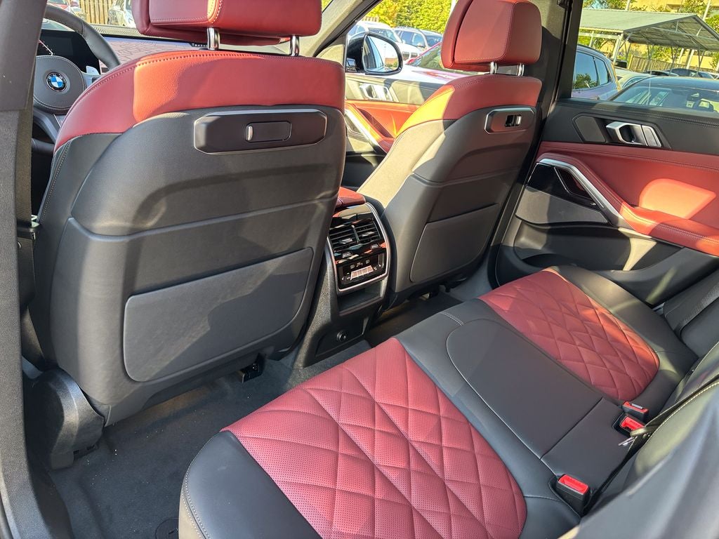 2027 BMW X6 xDrive40i