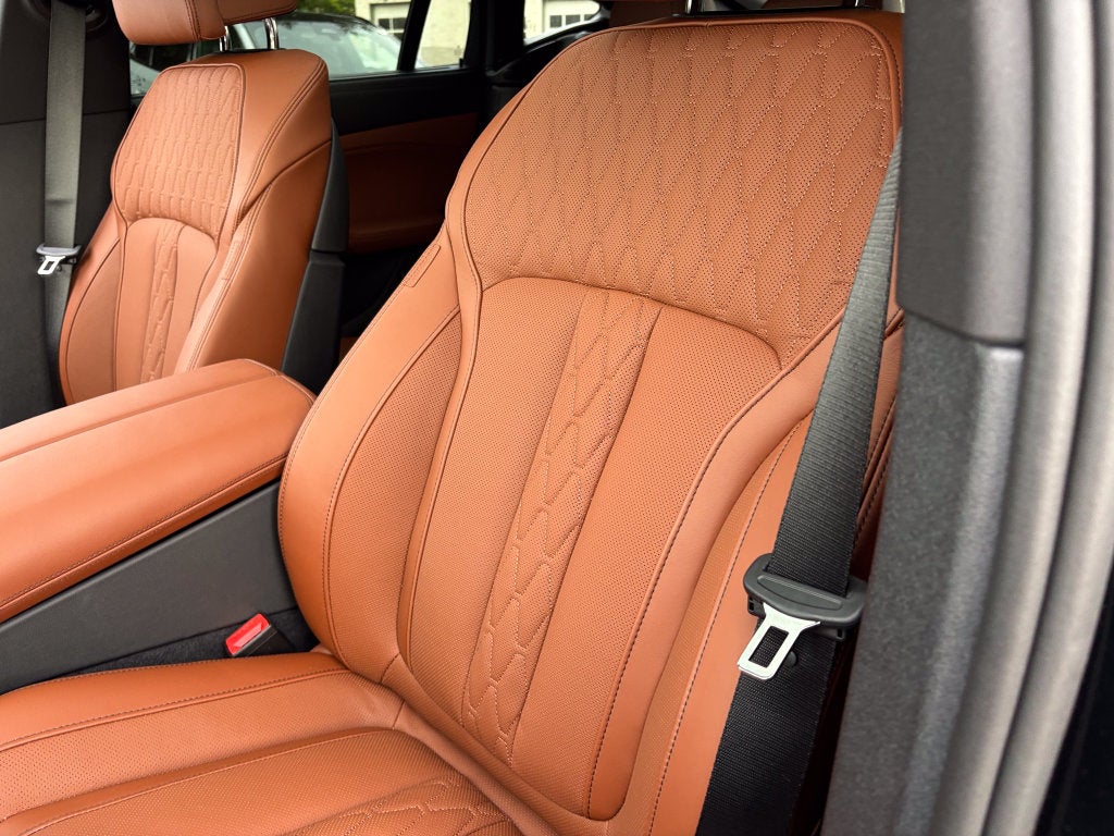 2027 BMW X6 xDrive40i