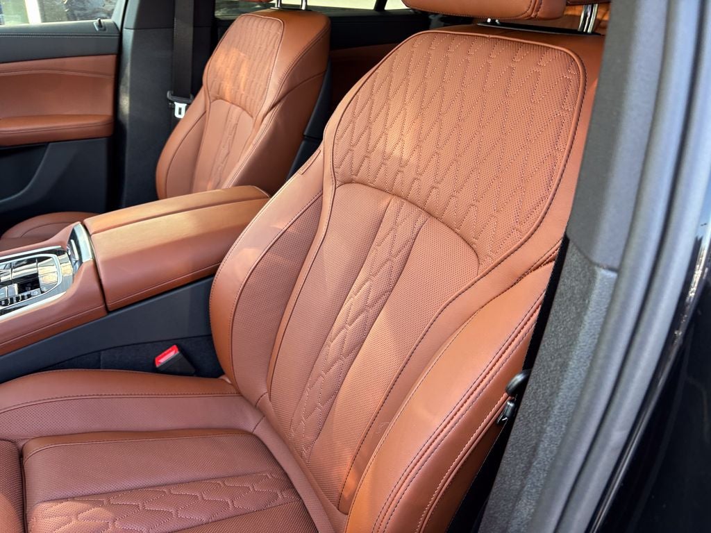 2027 BMW X6 xDrive40i