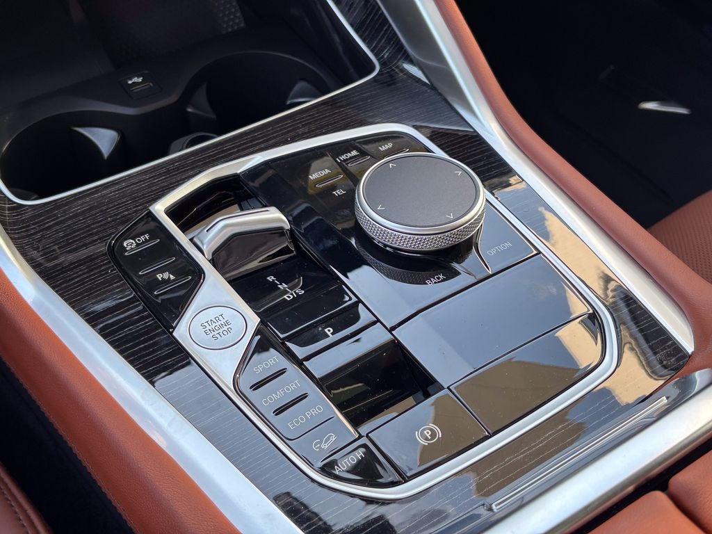 2027 BMW X6 xDrive40i