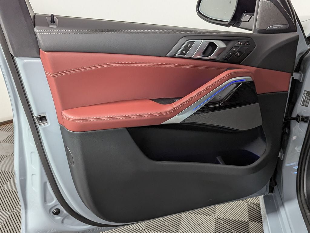 2027 BMW X6 xDrive40i