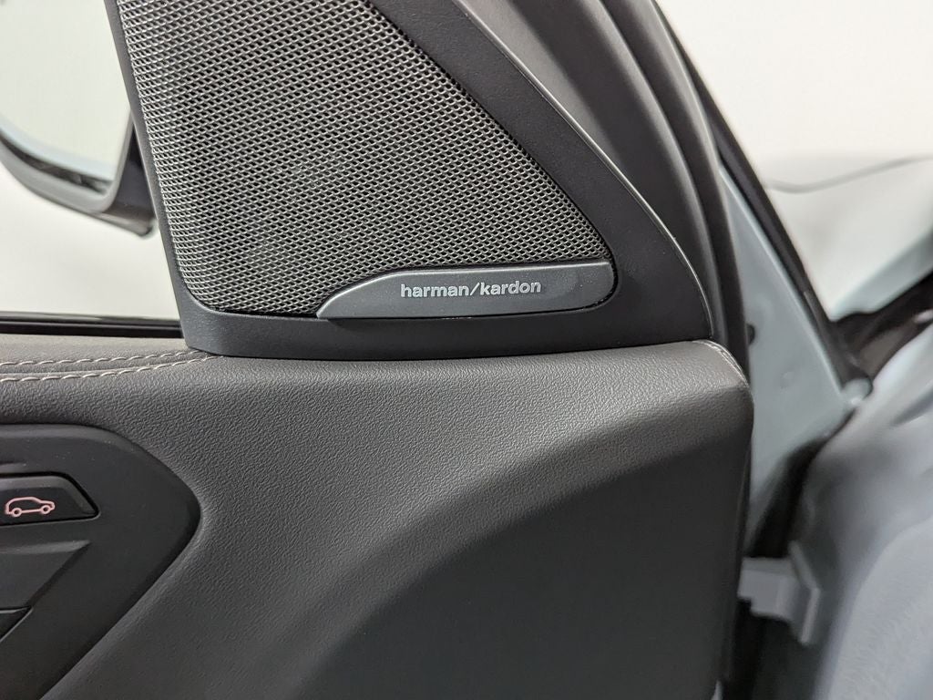 2027 BMW X6 xDrive40i