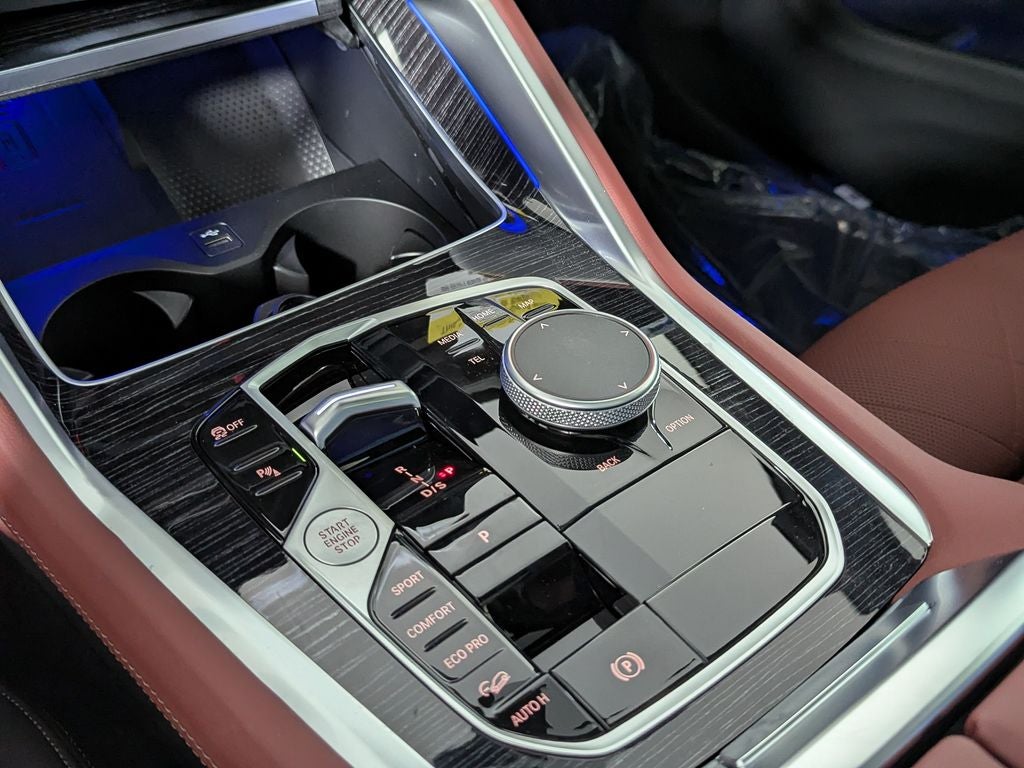 2027 BMW X6 xDrive40i