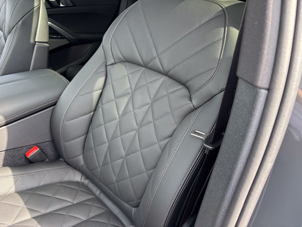2027 BMW X6 xDrive40i