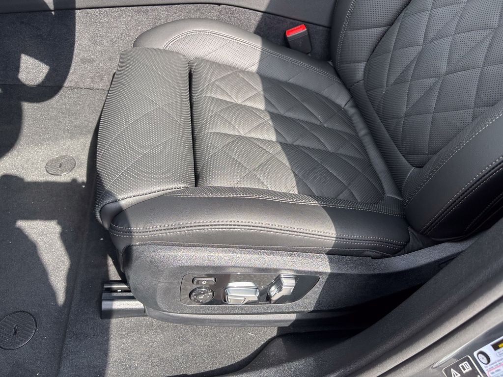 2027 BMW X6 xDrive40i