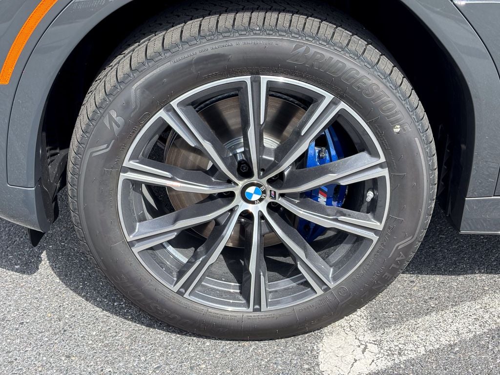 2027 BMW X6 xDrive40i