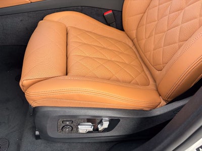 2027 BMW X6 xDrive40i