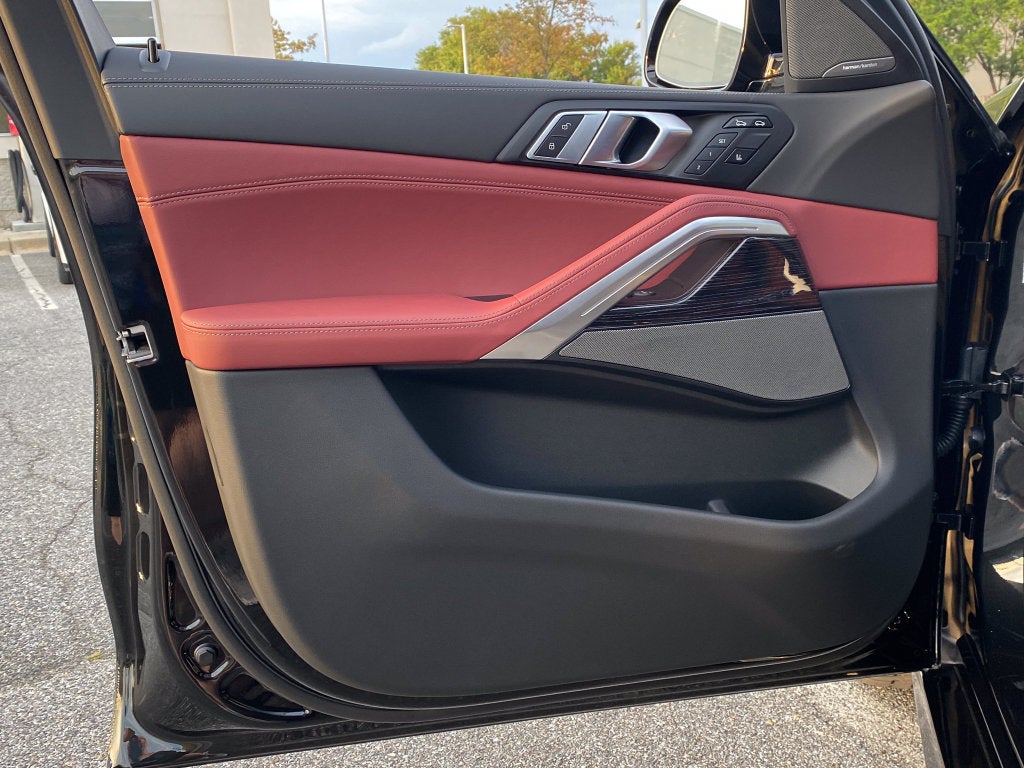 2027 BMW X6 xDrive40i