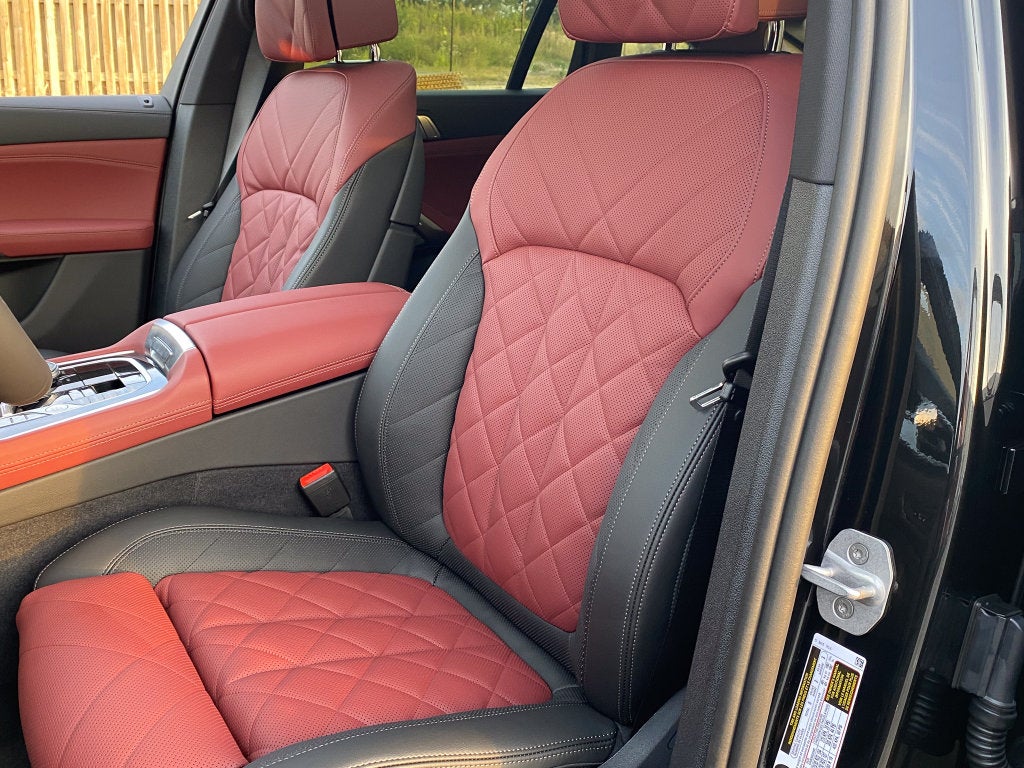2027 BMW X6 xDrive40i