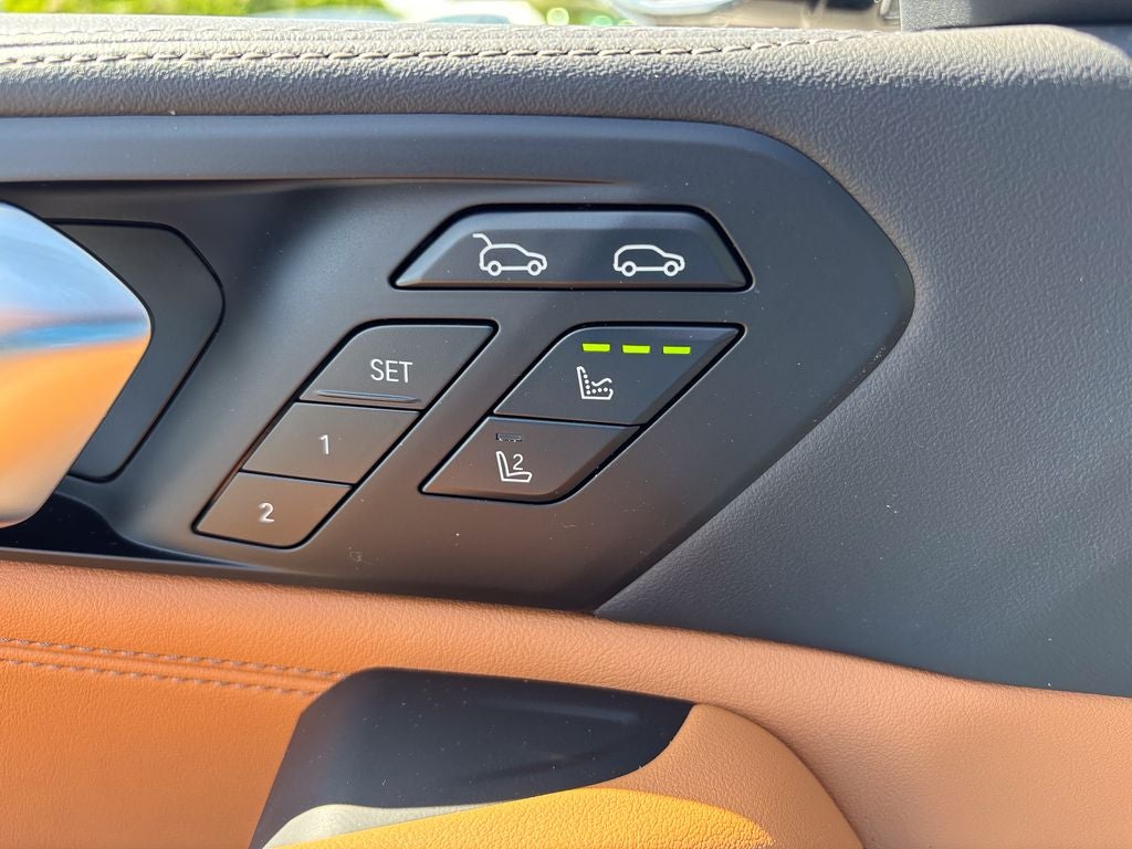 2027 BMW X6 xDrive40i