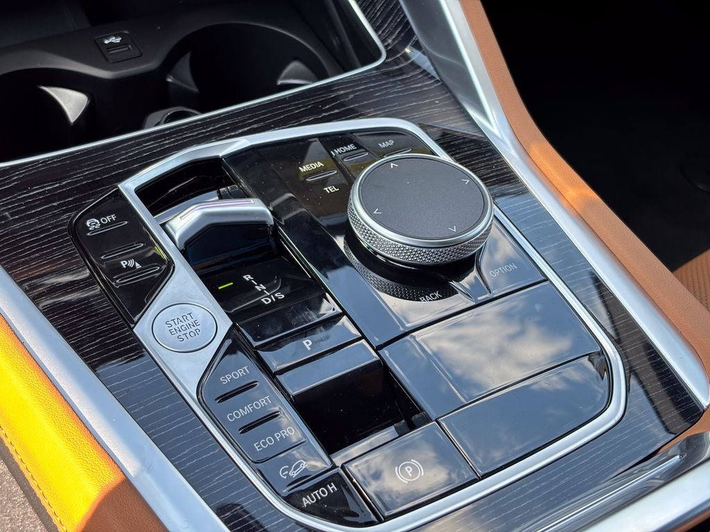 2027 BMW X6 xDrive40i
