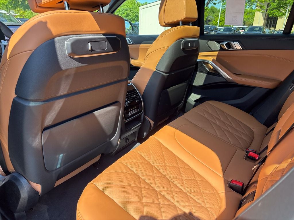 2027 BMW X6 xDrive40i