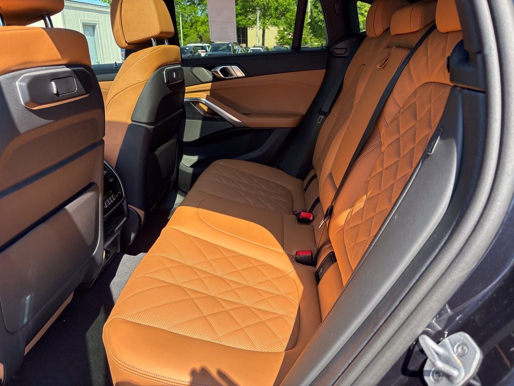 2027 BMW X6 xDrive40i