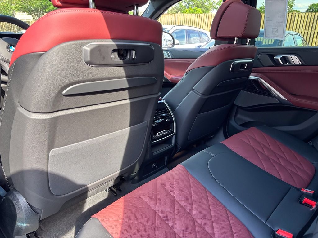 2027 BMW X6 xDrive40i