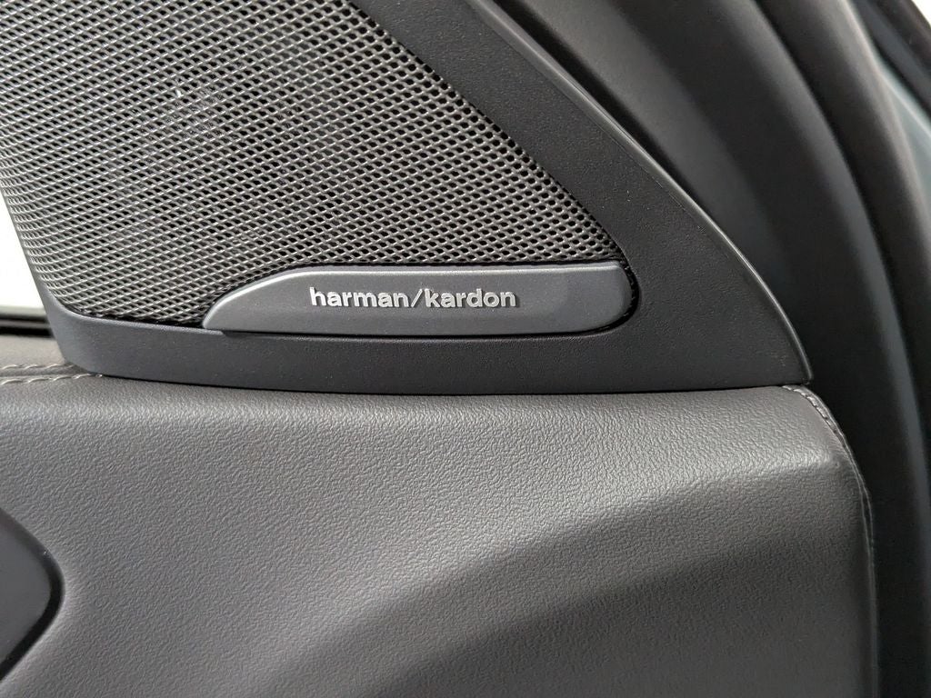 2027 BMW X6 xDrive40i