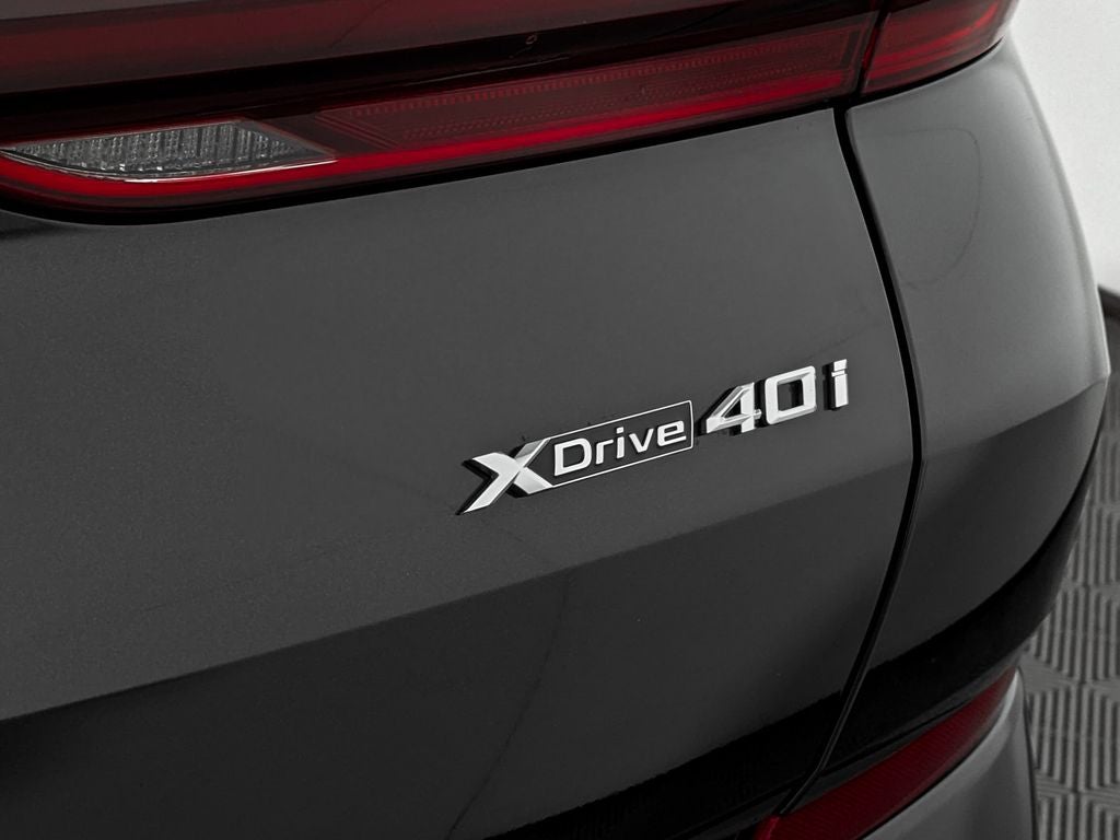 2026 BMW X6 xDrive40i