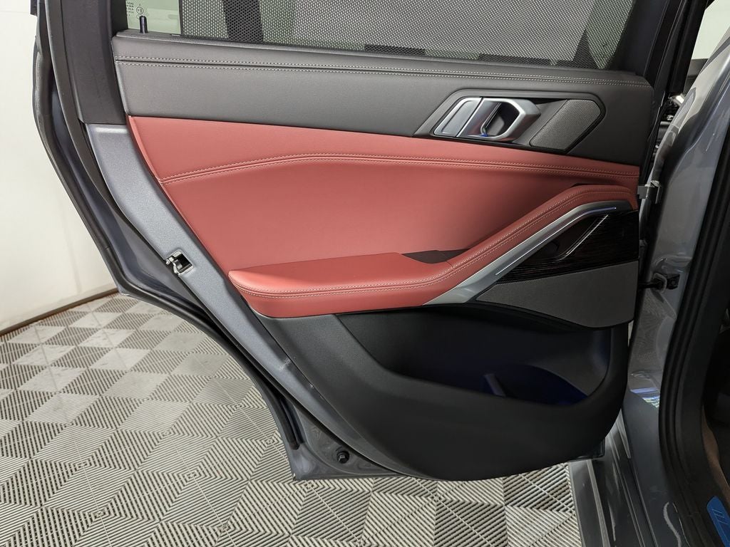 2027 BMW X6 xDrive40i