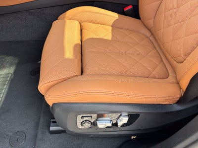 2027 BMW X6 xDrive40i