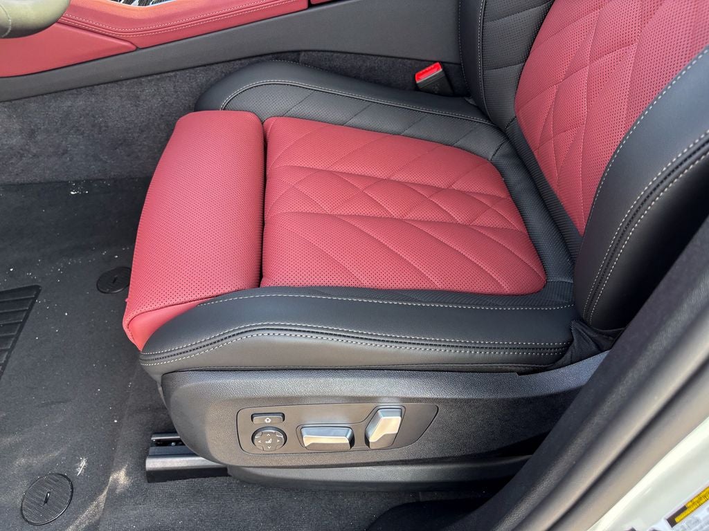 2027 BMW X6 xDrive40i