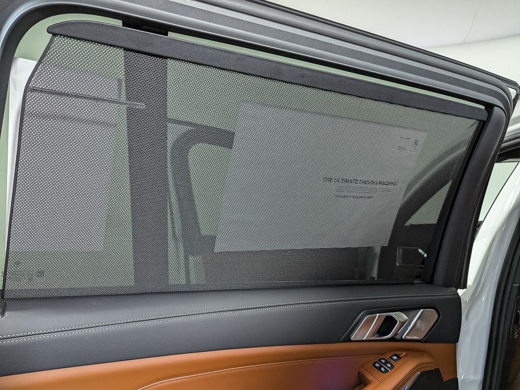 2026 BMW X7 ALPINA XB7