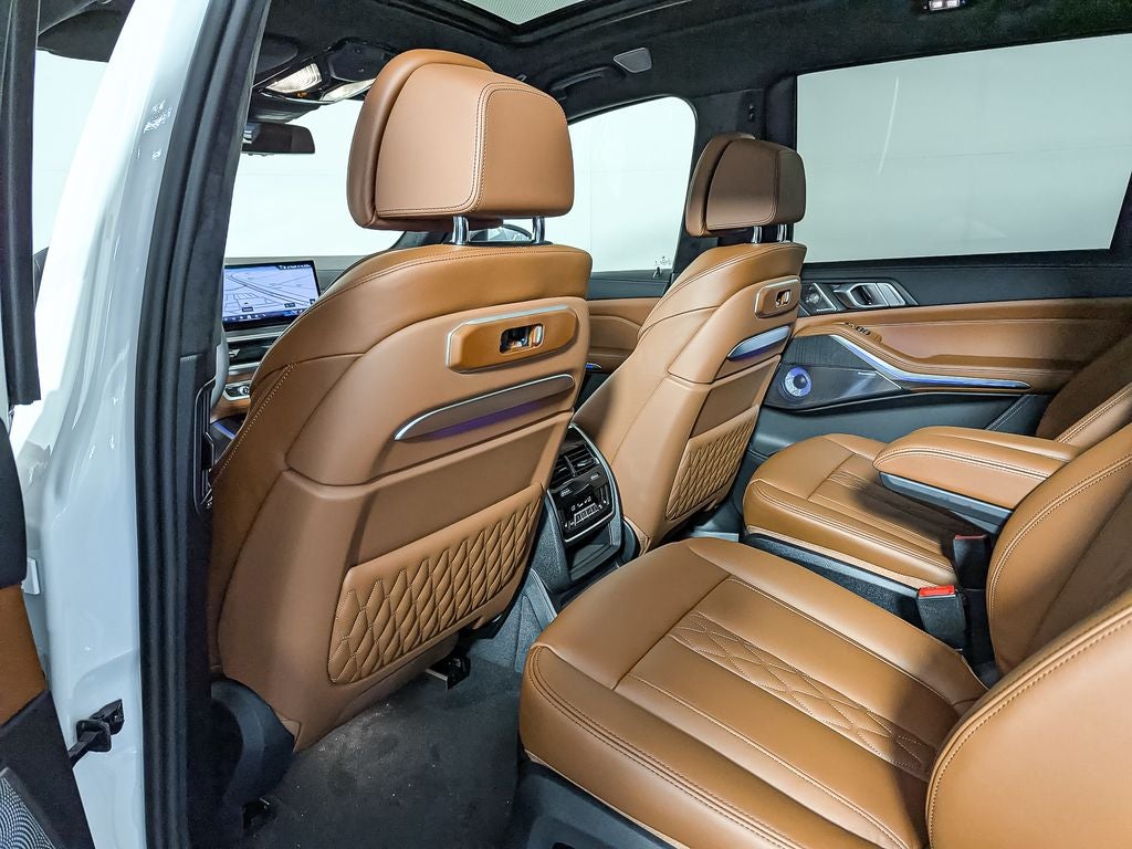 2026 BMW X7 ALPINA XB7