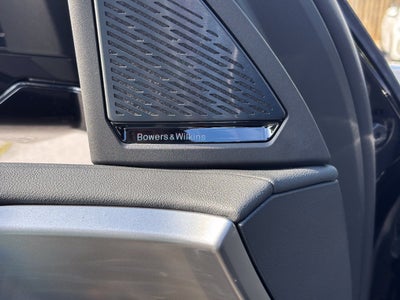 2027 BMW X5 40 xDrive