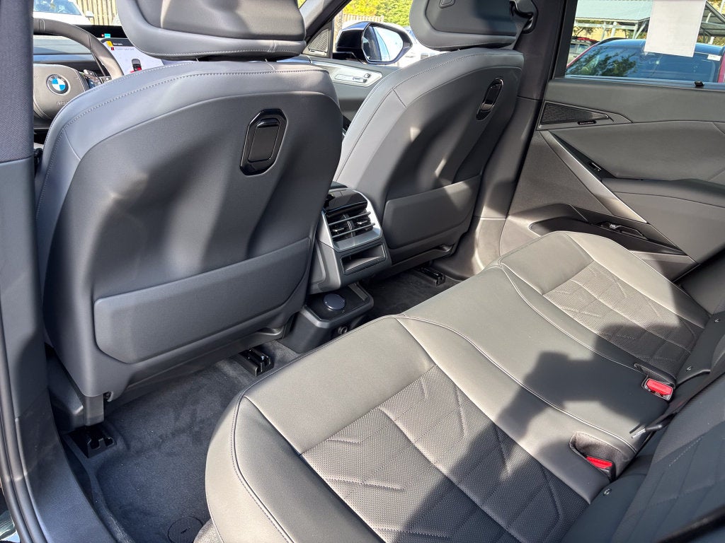 2027 BMW X5 40 xDrive