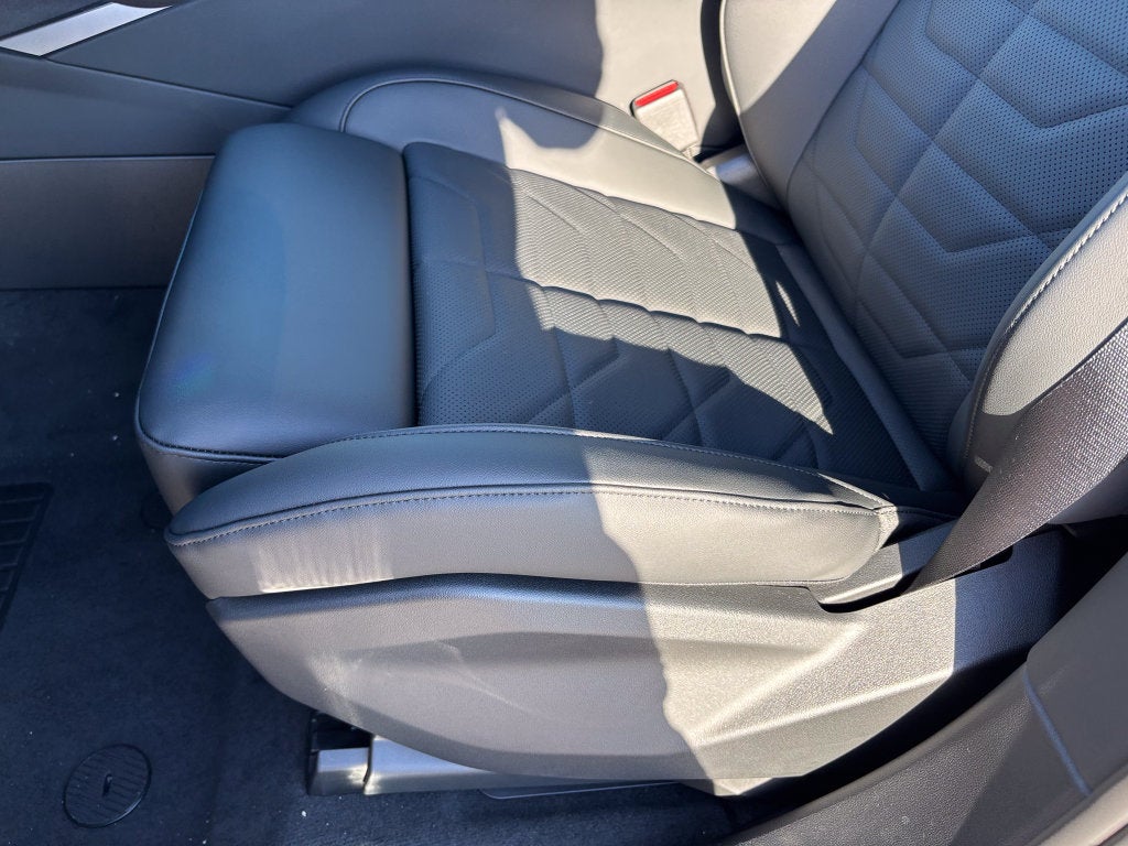 2027 BMW X5 40 xDrive