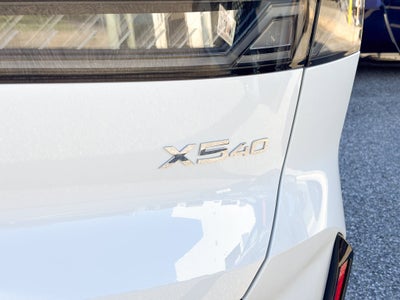 2027 BMW X5 40 xDrive