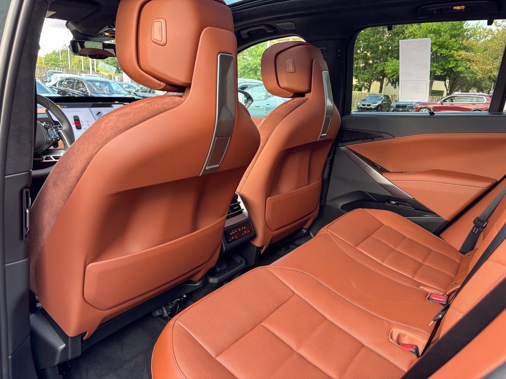 2027 BMW X5 Base