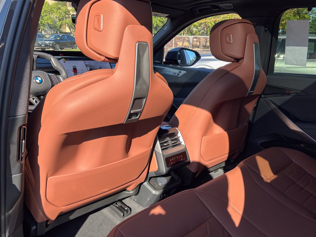 2027 BMW X5 Base