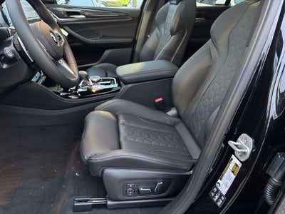 2025 BMW X4 M Base