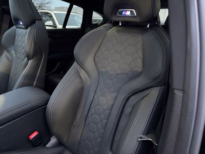 2025 BMW X4 M Base